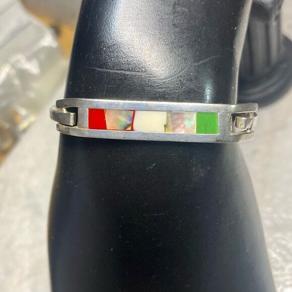 Vintage Children’s Alpaca Bracelet - Picture 2 of 5